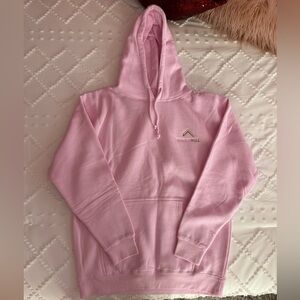 Trendy Hill hoodie